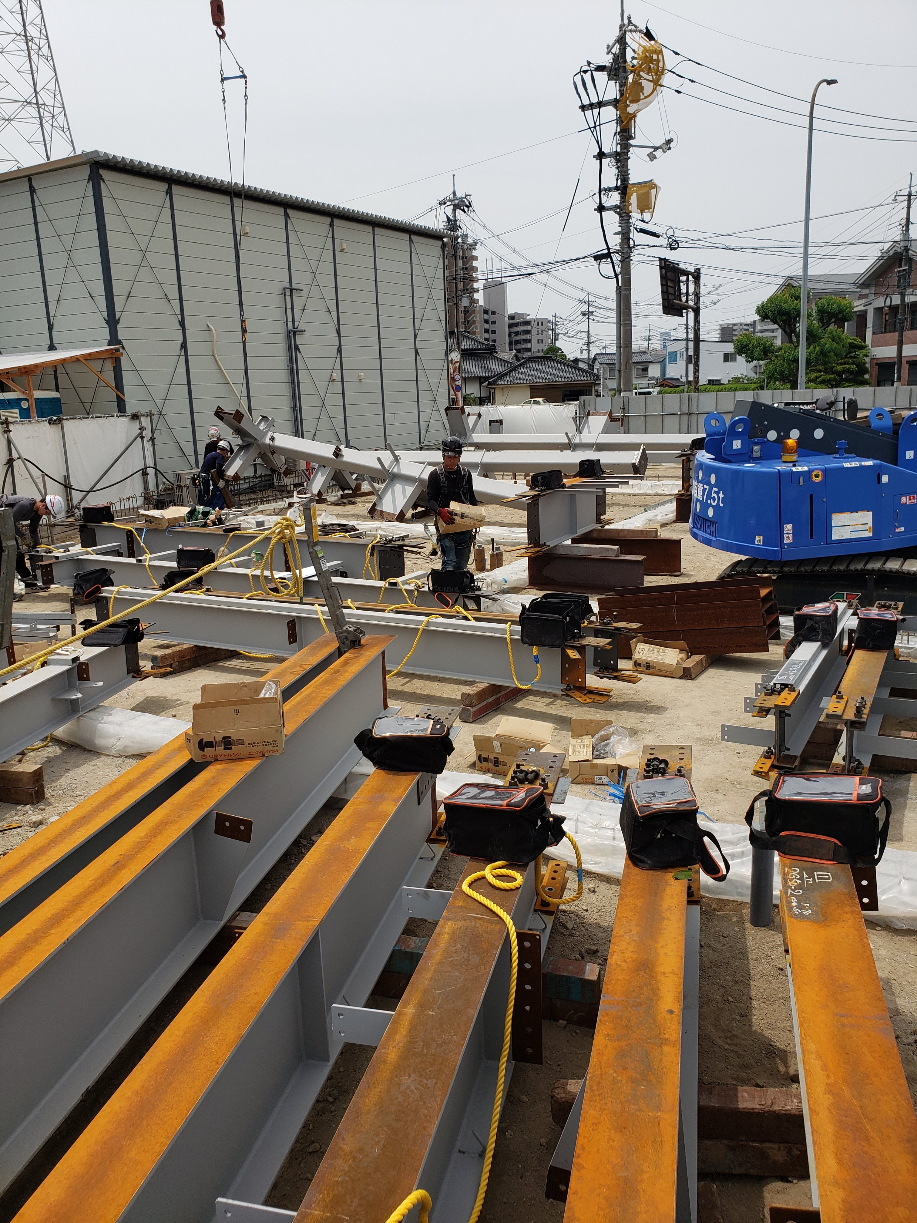 R2/６/5～6/17アンフィニ建て方