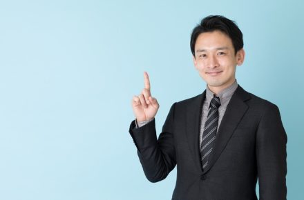 解説する営業